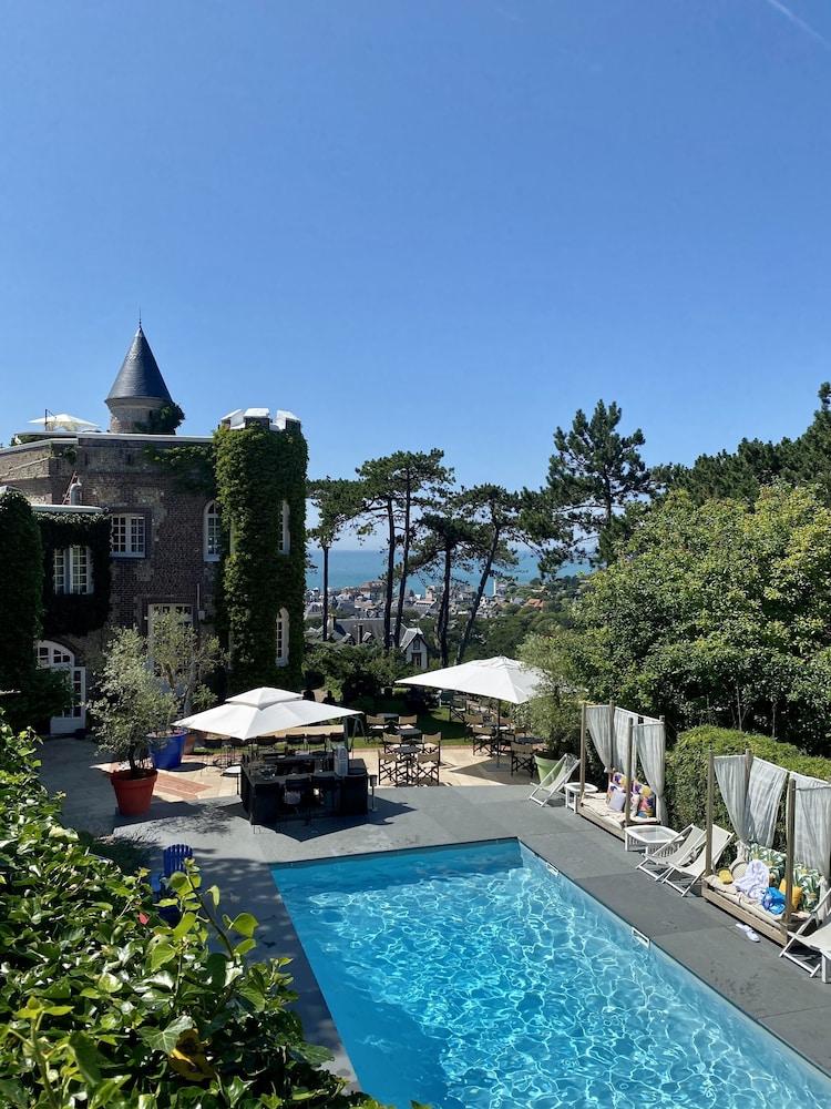 Domaine Saint Clair - Le Donjon Hotel Étretat Exterior foto